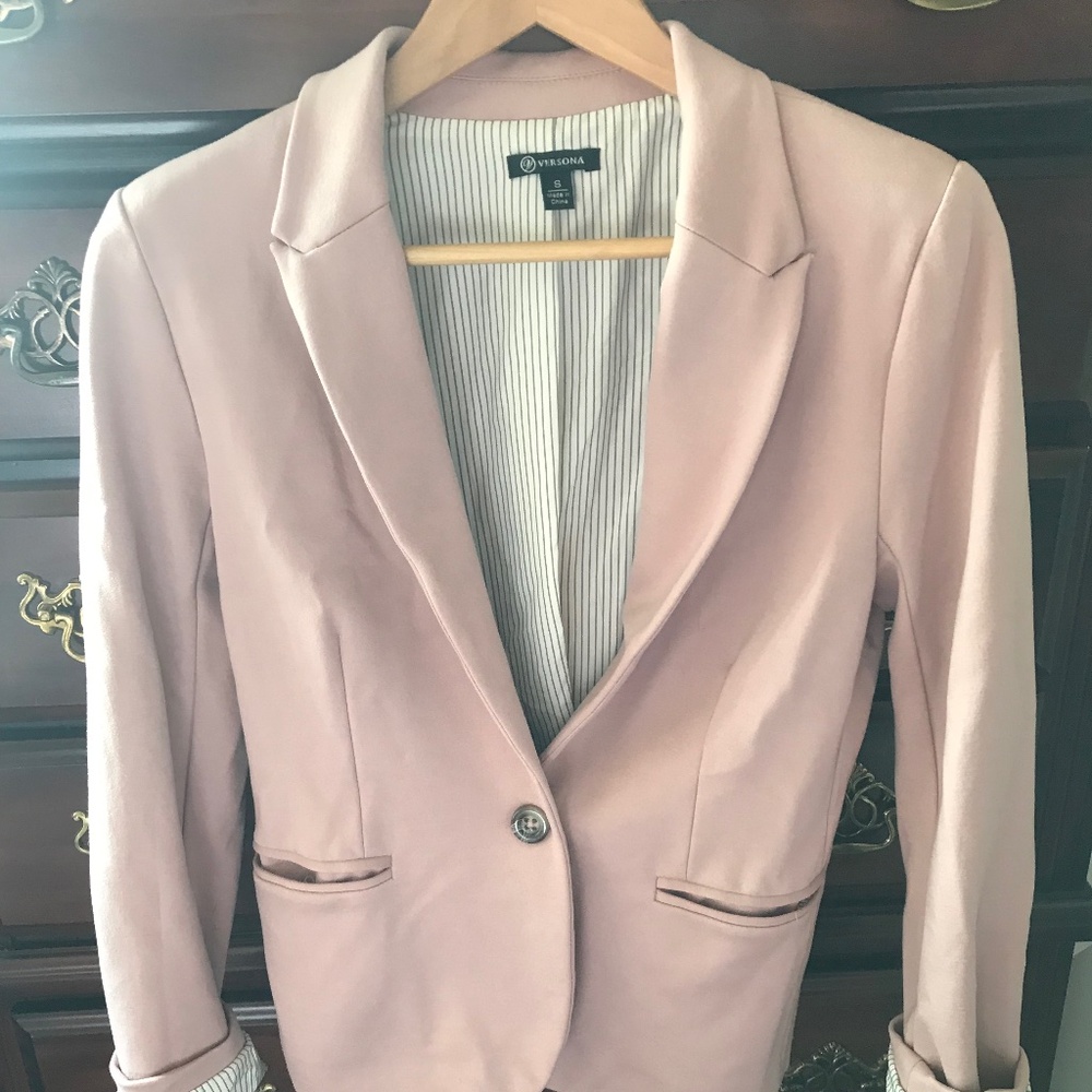 Versona Blazer in Pink